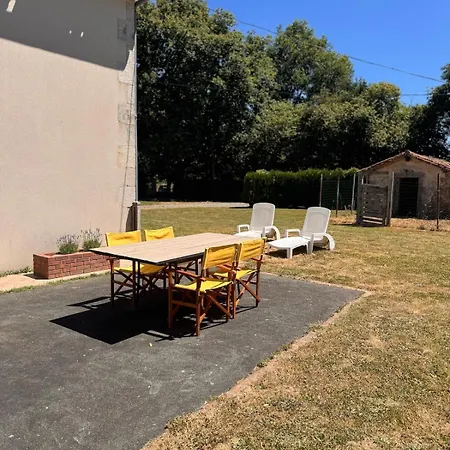 Feriehus A La Campagne 4-5 Personnes 20 Min Parc *
